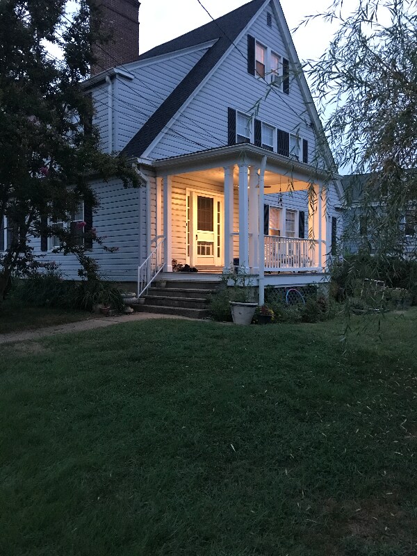 Building Photo - 1715 Magnolia Ave