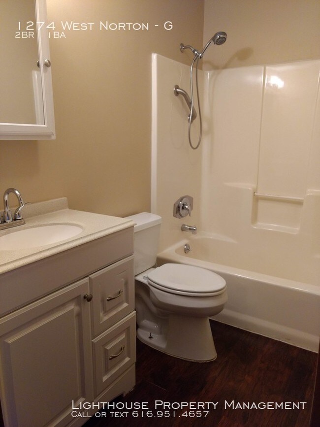 Foto del edificio - Two Bedroom Apartment in Roosevelt Park