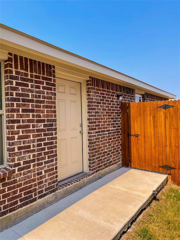 Building Photo - 5804 Honey Creek St