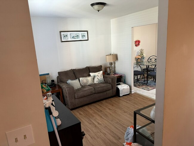 Foto del edificio - 4432 Stockbridge Ct