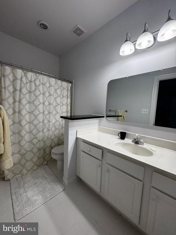 Foto del edificio - 5211 Rosalie Ridge Dr