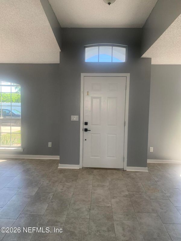 Foto del edificio - 1752 Glen Laurel Dr