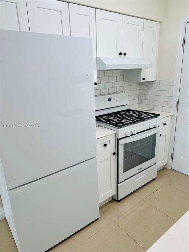 Building Photo - 8080 Tatum Waterway Dr