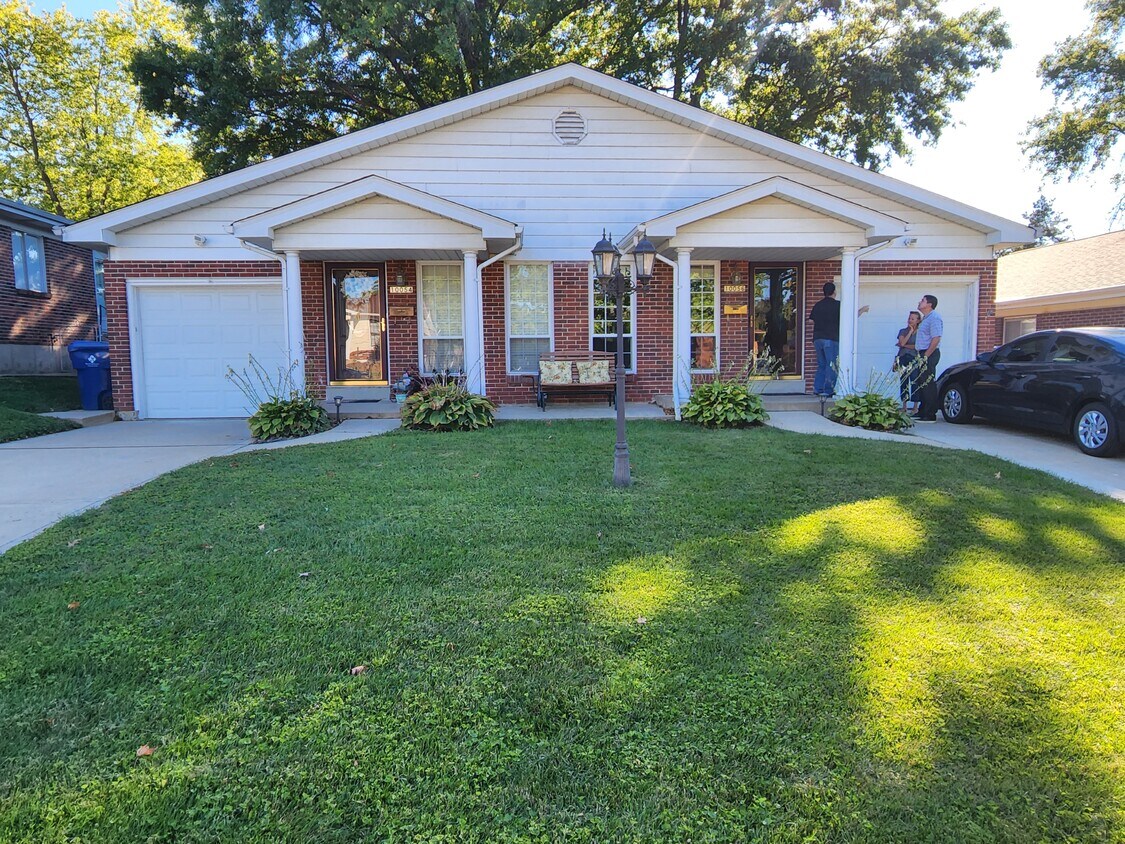 Primary Photo - 10056 Buffton Dr