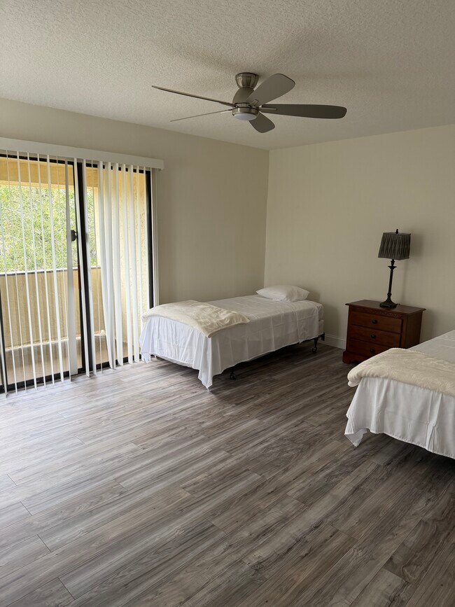 Foto del edificio - 3444 Partridge Ct