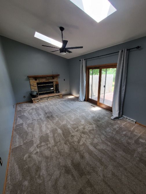 Building Photo - N93W27616 Quail Holw Ct