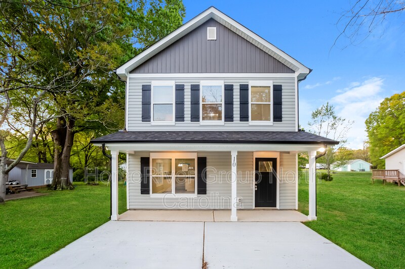 10 Barbee Rd SW, Concord, NC 28027 House Rental in Concord, NC