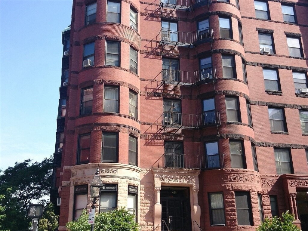 Foto principal - 411 Marlborough St
