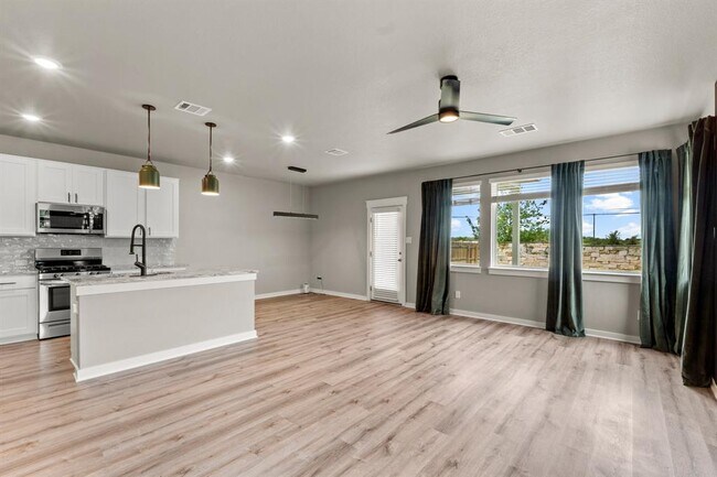 Building Photo - 2251 Rocoso Trl