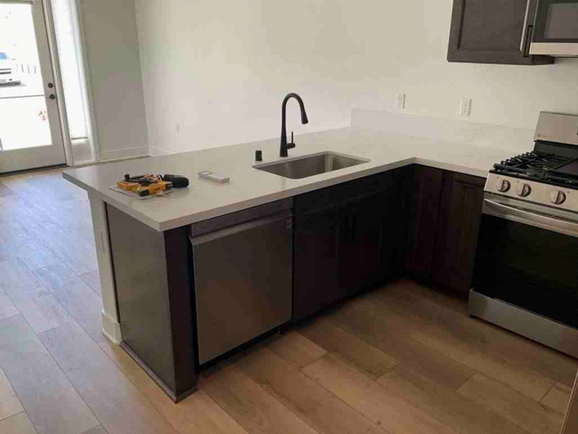 Building Photo - Modern Coastal Living – Brand New 1 Bedroom Apartment Just Blocks from the Beach!