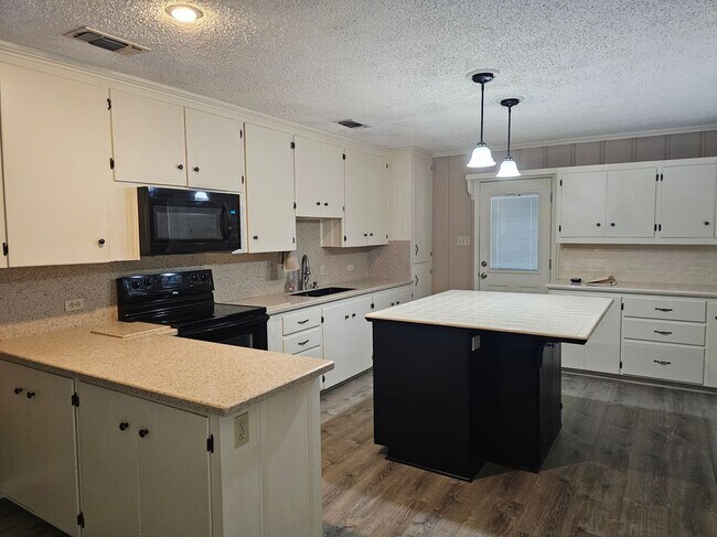 Foto del edificio - 1504 Webb St