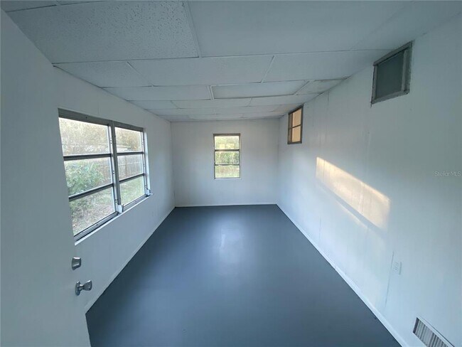 Building Photo - 34147 Carl Rd