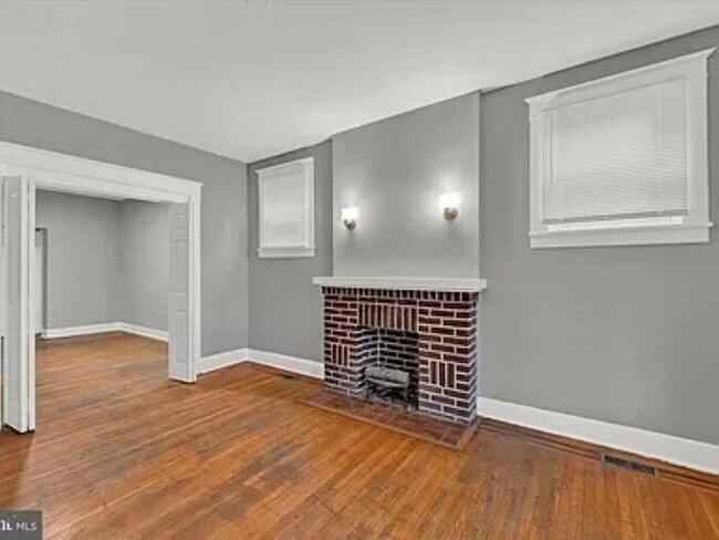 Foto del edificio - 818 E 35th St