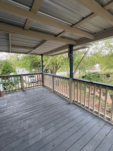 Foto principal - 221 Avenue M