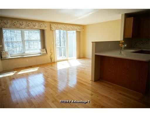 Building Photo - 3 Tracy Ann Dr