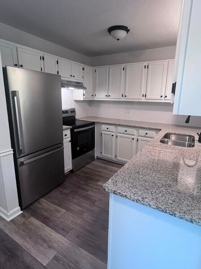 Foto del edificio - 2900 Lowe Ave