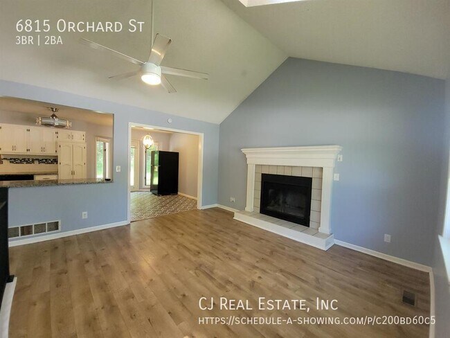 Foto del edificio - 6815 Orchard St