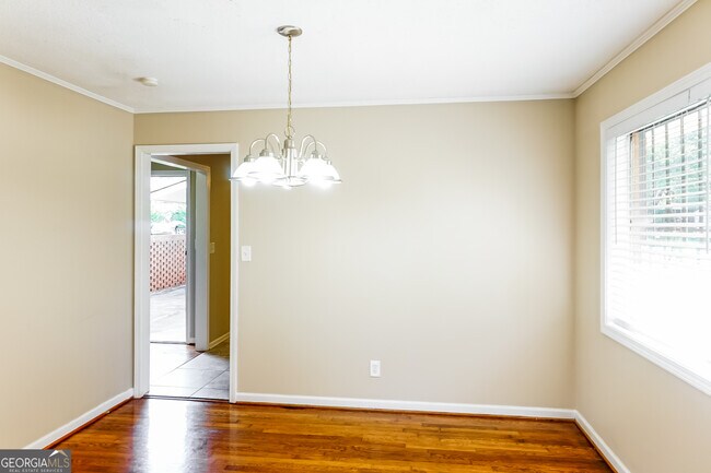 Building Photo - 3762 Elkridge Dr