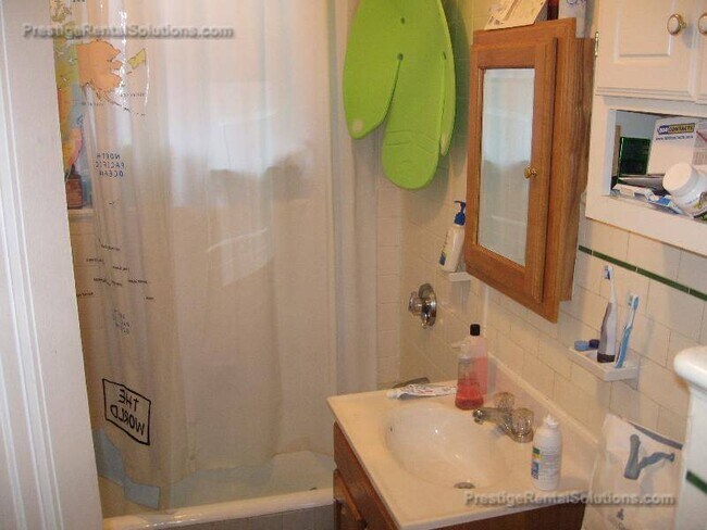 Foto del edificio - 30 Russell St