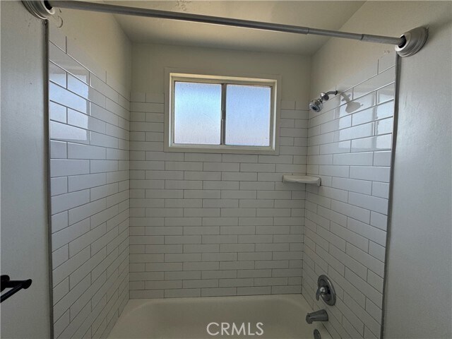 Foto del edificio - 4213 166th St