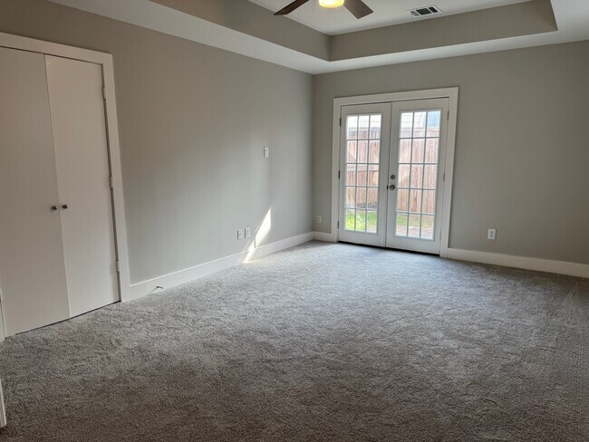 Foto del edificio - 9716 Linkmeadow Ln
