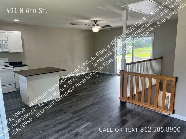 Building Photo - 2 Bed 1 Bath located in Clinton