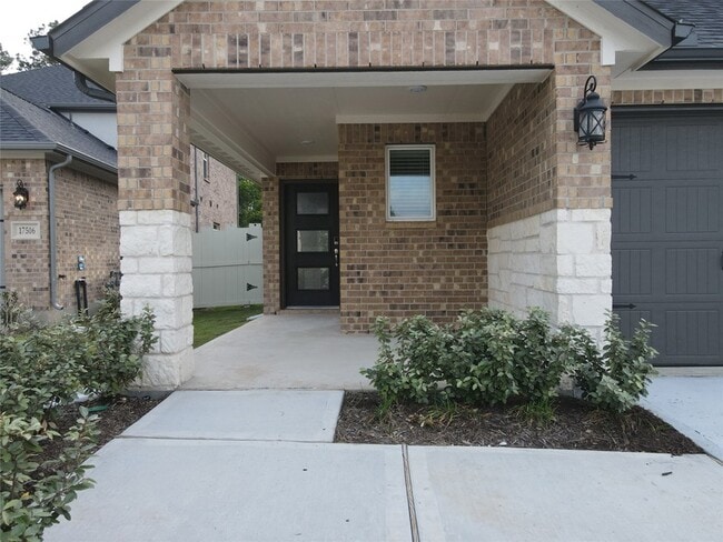 Foto del edificio - 17502 Rosette Grass Dr