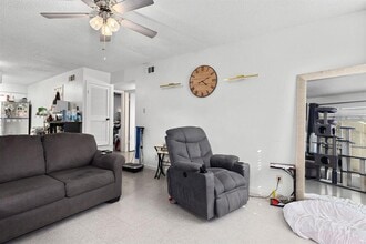 Building Photo - 6911 Cooper Ln