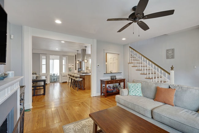 Building Photo - 8 Deal Lake Ct