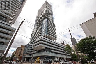 Building Photo - 161-2161 Roehampton Ave