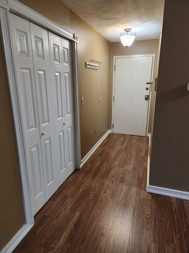 2060 Mineral Spring Ave Unit Court Place Condo, North Providence, RI