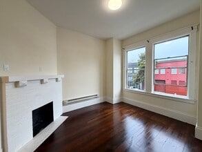 Building Photo - 225 9th St