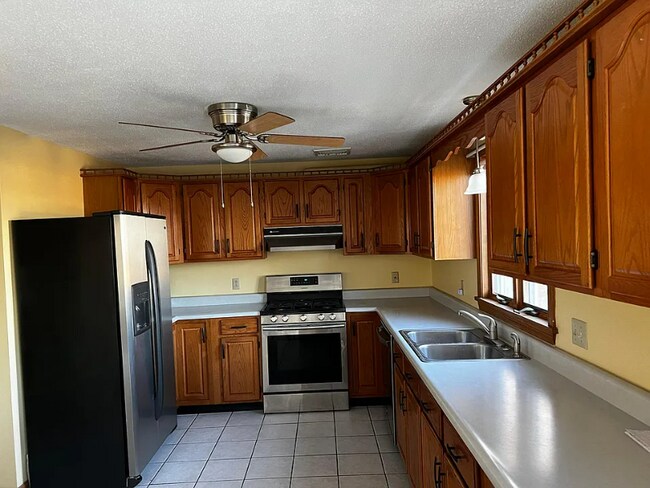 Foto del edificio - 33 Lenox St