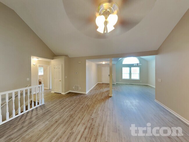 Foto del edificio - 37 Abbotsford Dr