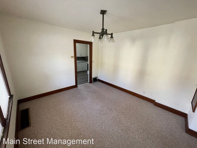 Foto del edificio - 3 br, 1 bath House - 2349 Webster Ave.