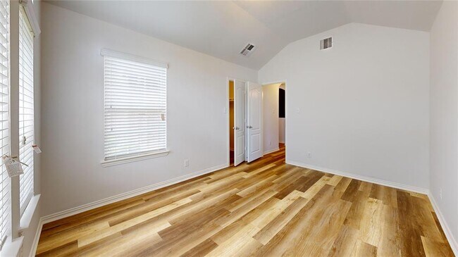 Building Photo - 3630 Hera Dr