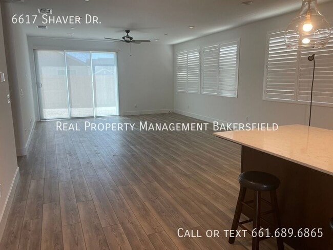 Building Photo - 6617 Shaver Dr