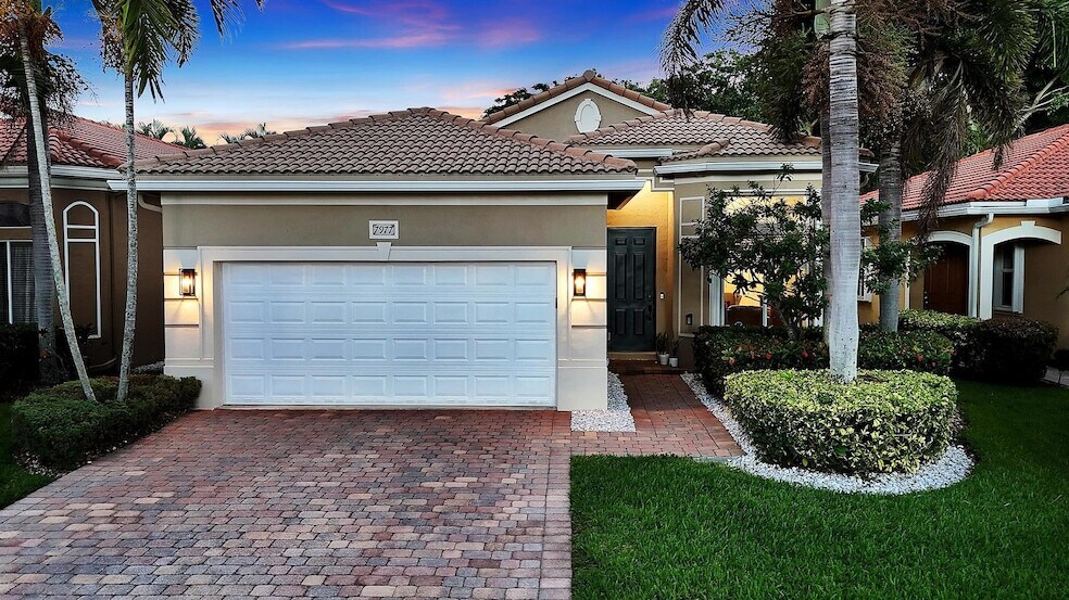 Foto principal - 7977 Tangelo Dr