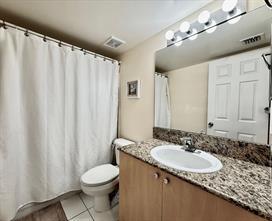 Foto del edificio - 2879 NE 185th St
