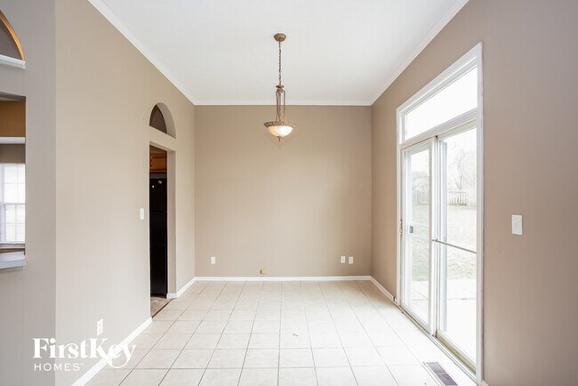 Building Photo - 515 Palmyra Dr