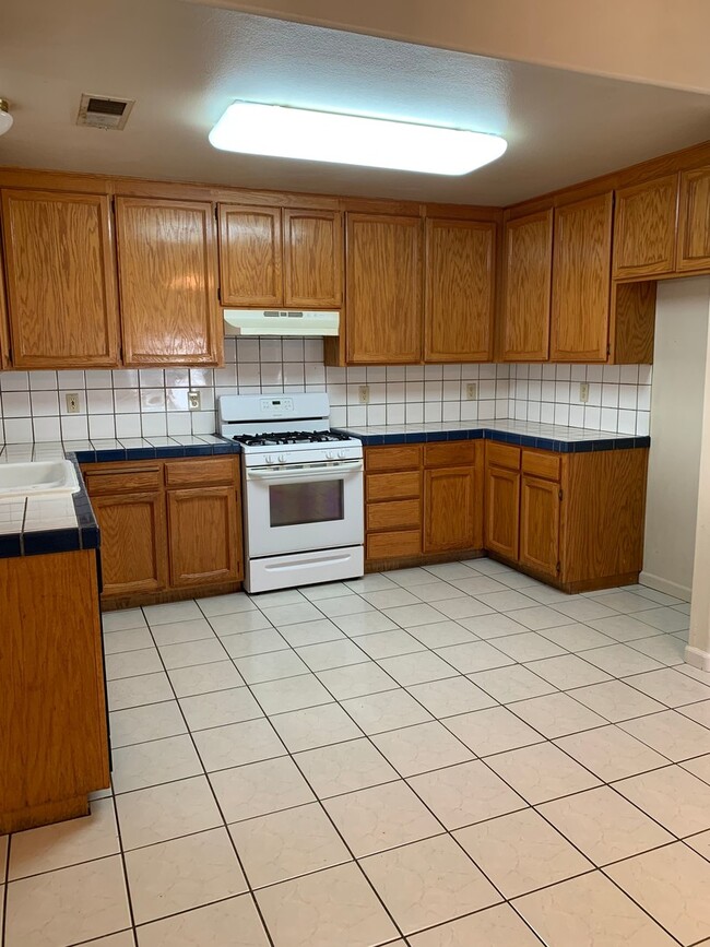 Foto del edificio - Ready to Move-In 3 Bedroom 2 Bath Home!