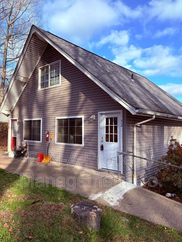 Foto del edificio - 108 3rd St