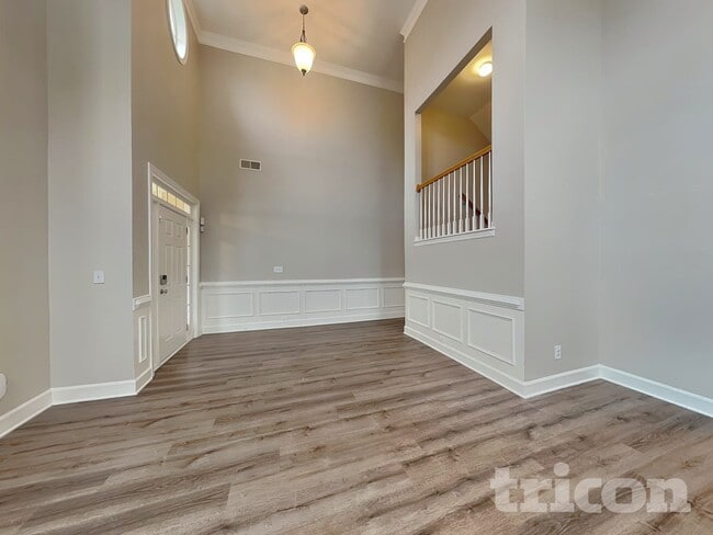 Building Photo - 4160 Triton Ives Dr NE