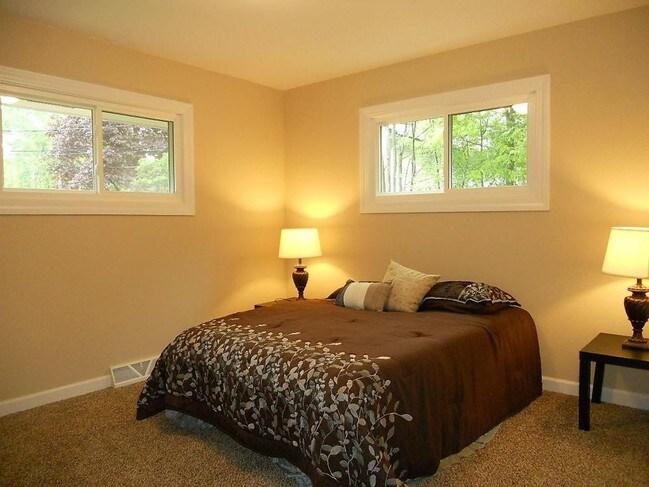 Foto del edificio - 4464 N 105th St