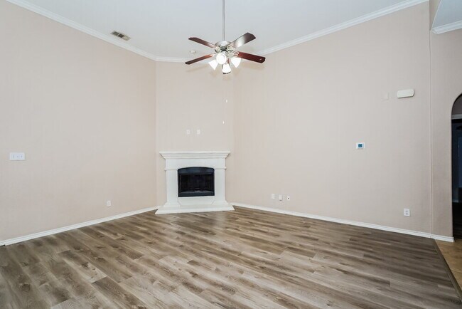 Building Photo - 6137 Kristen Dr