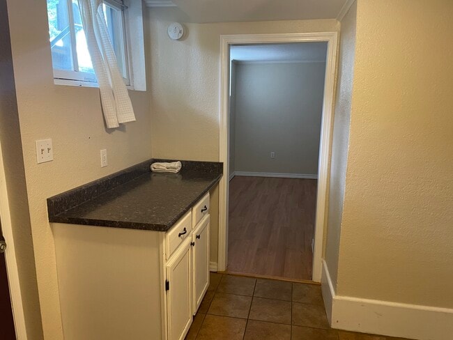 Kitchen to living room - 824 Mathews St