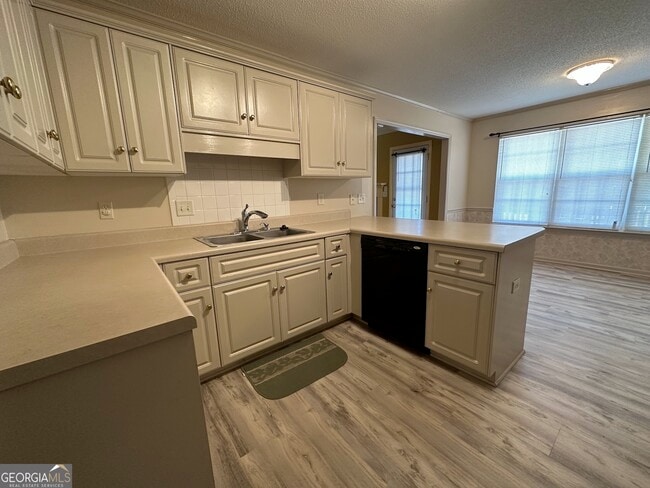 Building Photo - 1824 Claystone Way