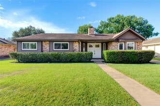 Building Photo - 11511 Brook Meadows Ln