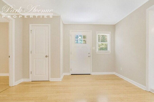 Foto del edificio - 3410 Octavia St