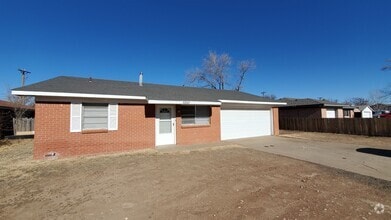 Building Photo - 5210 Hillside Rd